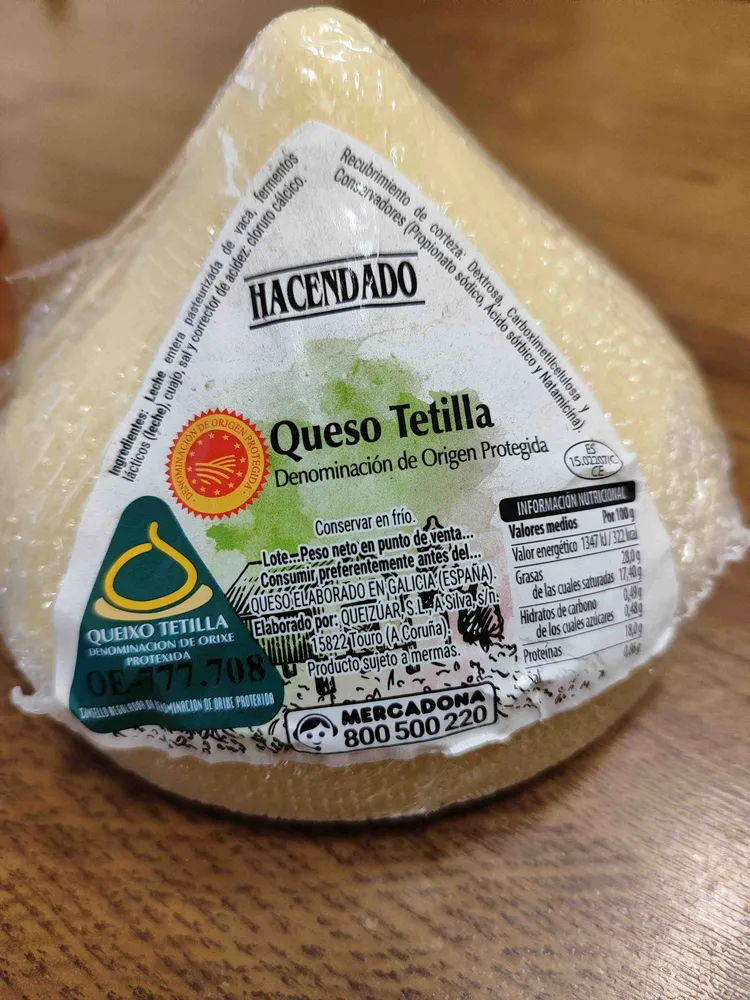 Queso tetilla