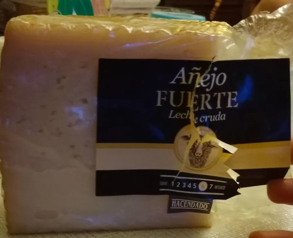 Queso de oveja añejo fuerte