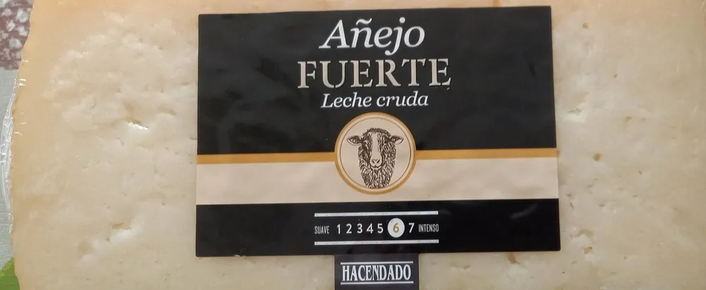 Queso de oveja añejo fuerte