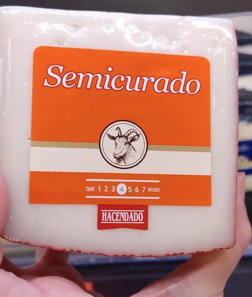 Semicurado cabra