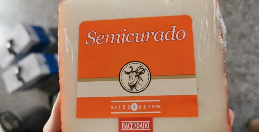 Queso semicurado de cabra