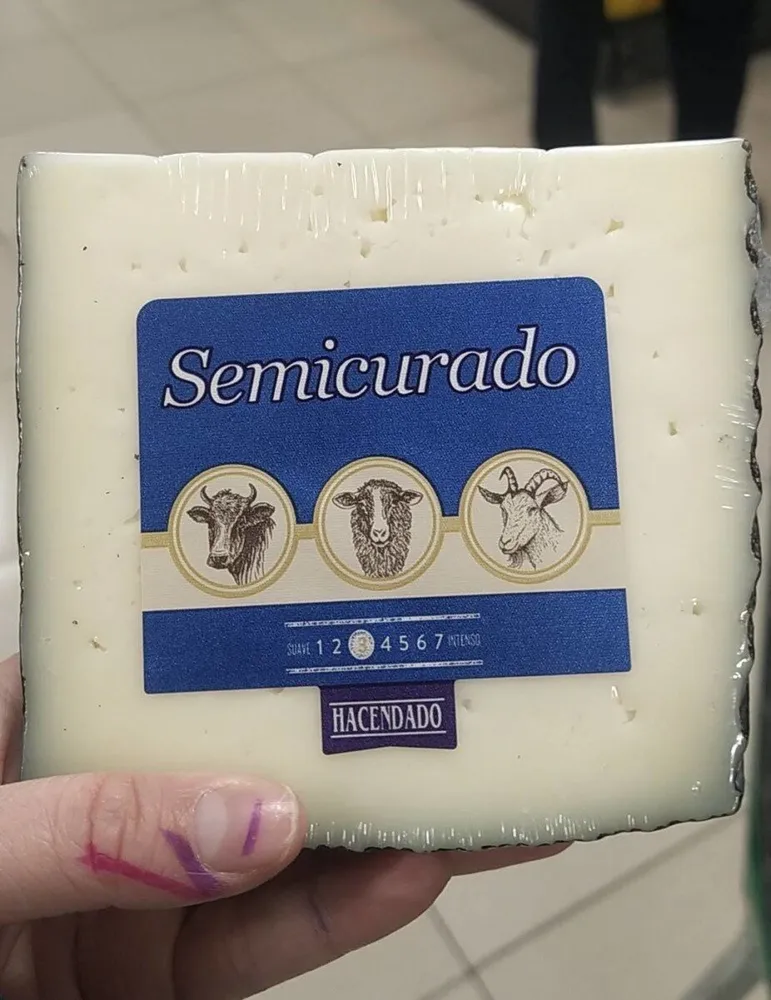 Queso Semicurado