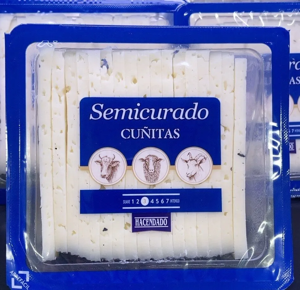 Queso semicurado cuñitas