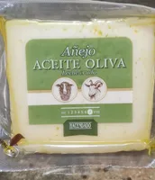 Queso añejo en aceite de oliva