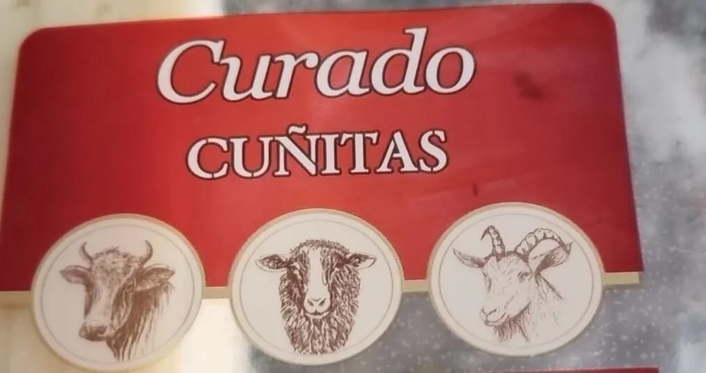 Cañitas Curado