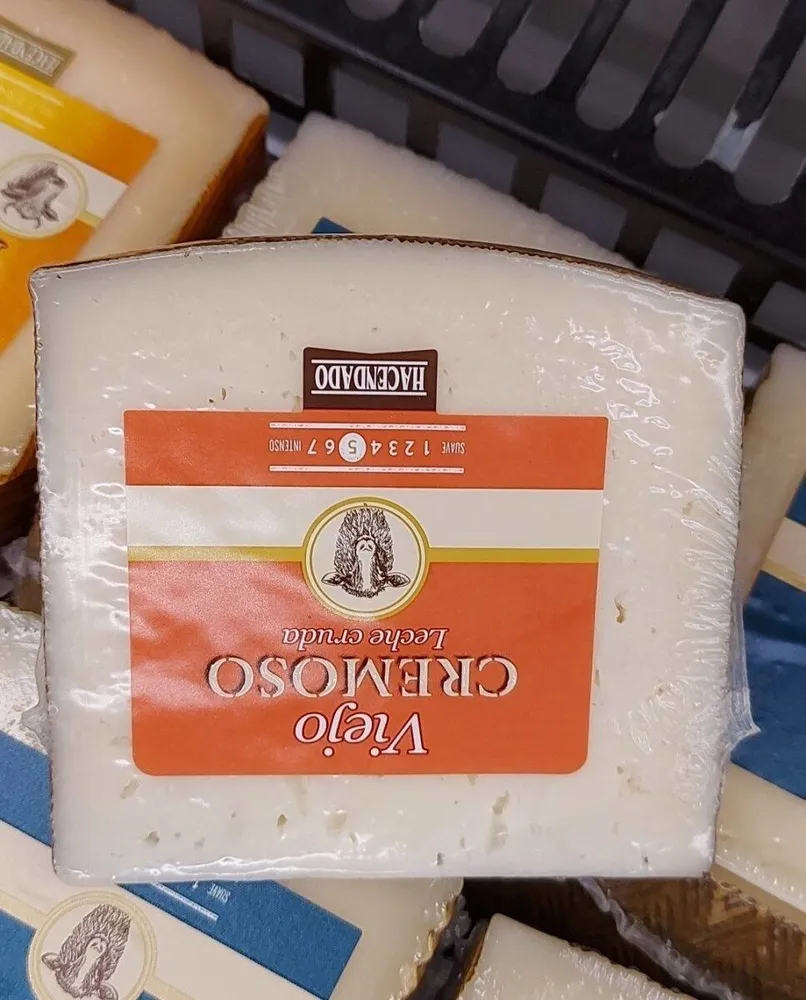 Queso viejo cremoso