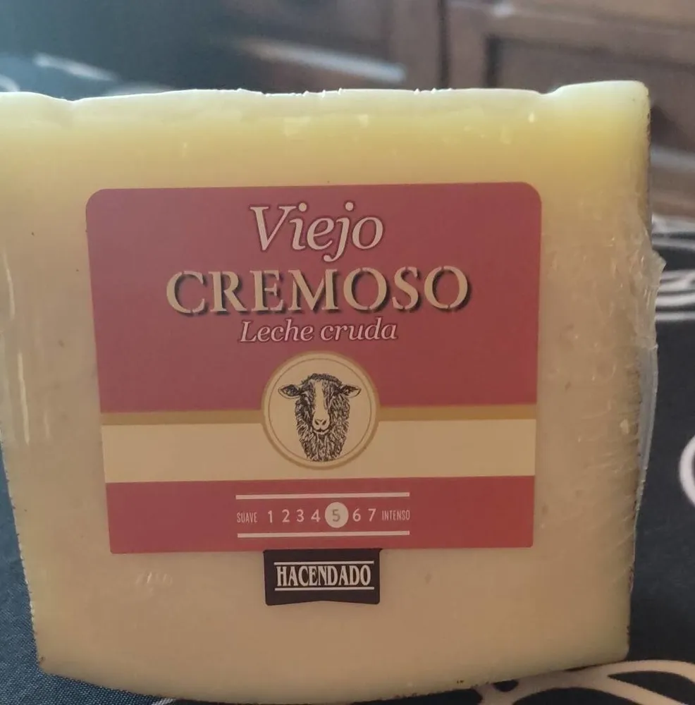 Queso viejo cremoso oveja leche cruda