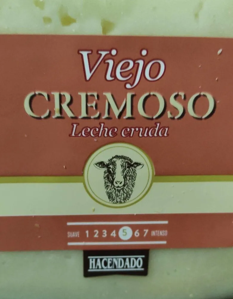Viejo cremoso leche cruda