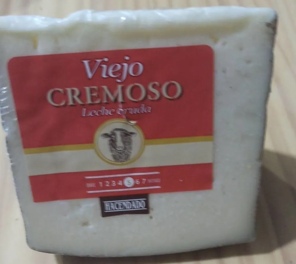 Queso viejo cremoso leche cruda