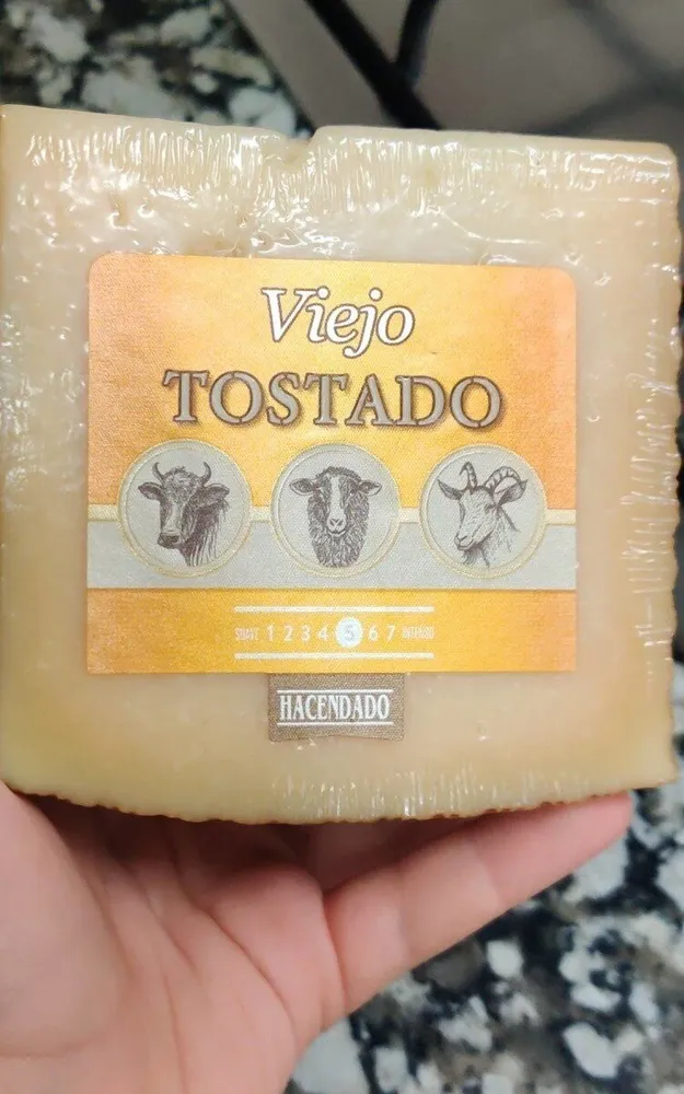 Queso viejo tostado
