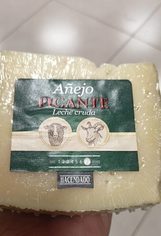 Queso añejo picante