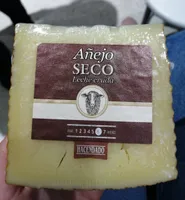 Queso añejo seco