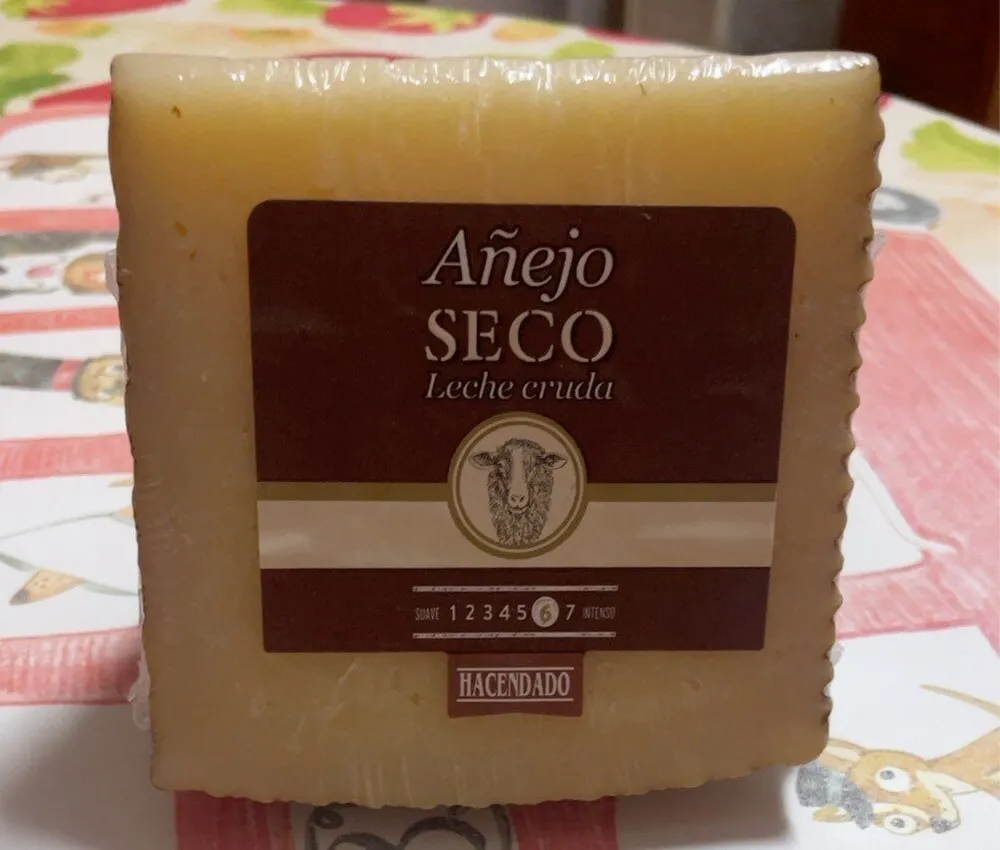Queso añejo seco leche cruda