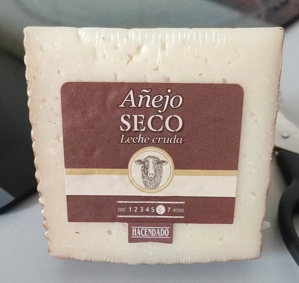Queso añejo seco