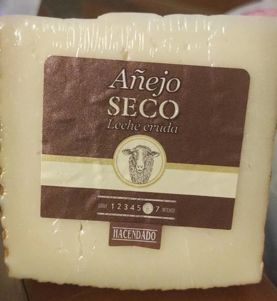 Queso añejo seco