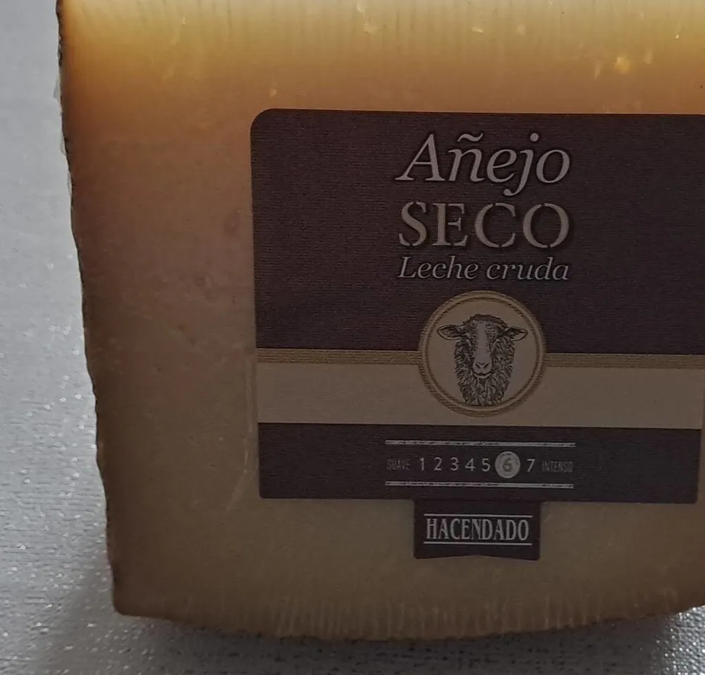 Queso añejo seco