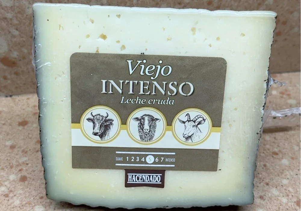 Queso mezcla viejo intenso leche cruda