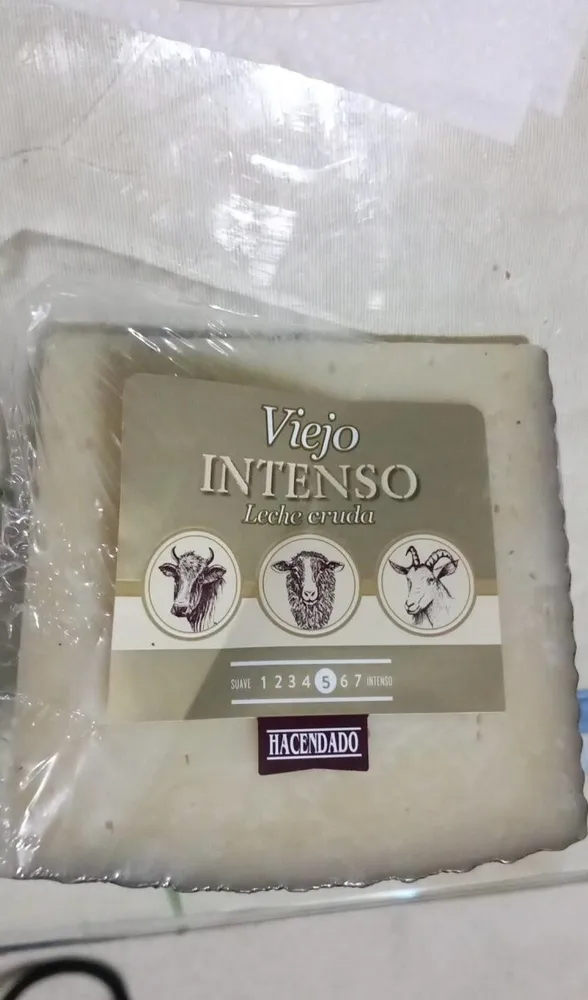 Queso mezcla viejo intenso