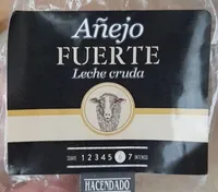 Queso añejo fuerte de leche cruda