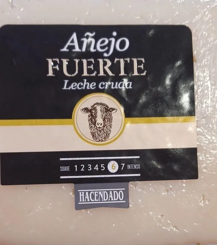 Queso añejo fuerte de oveja