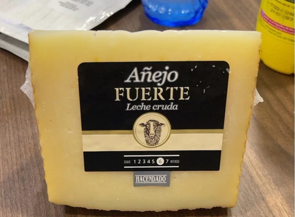 Añejo Fuerte Leche cruda