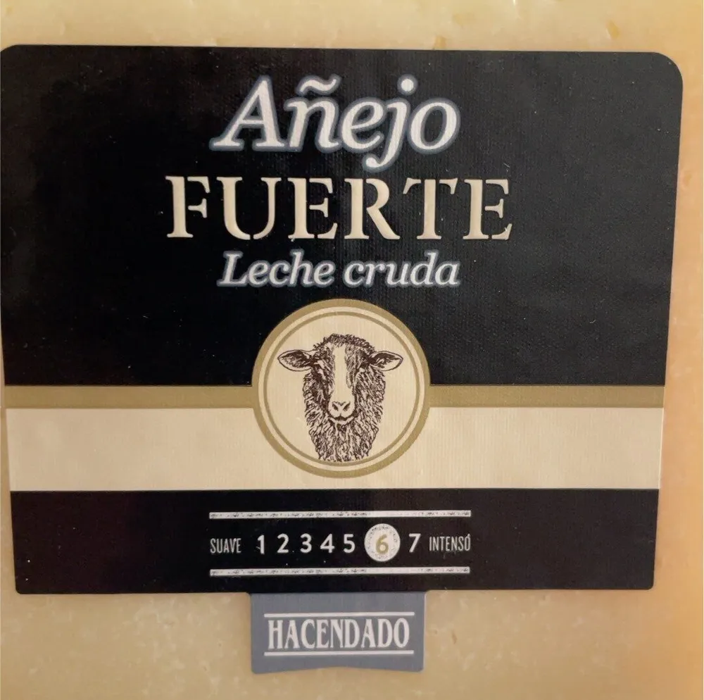 Queso de oveja añejo fuerte