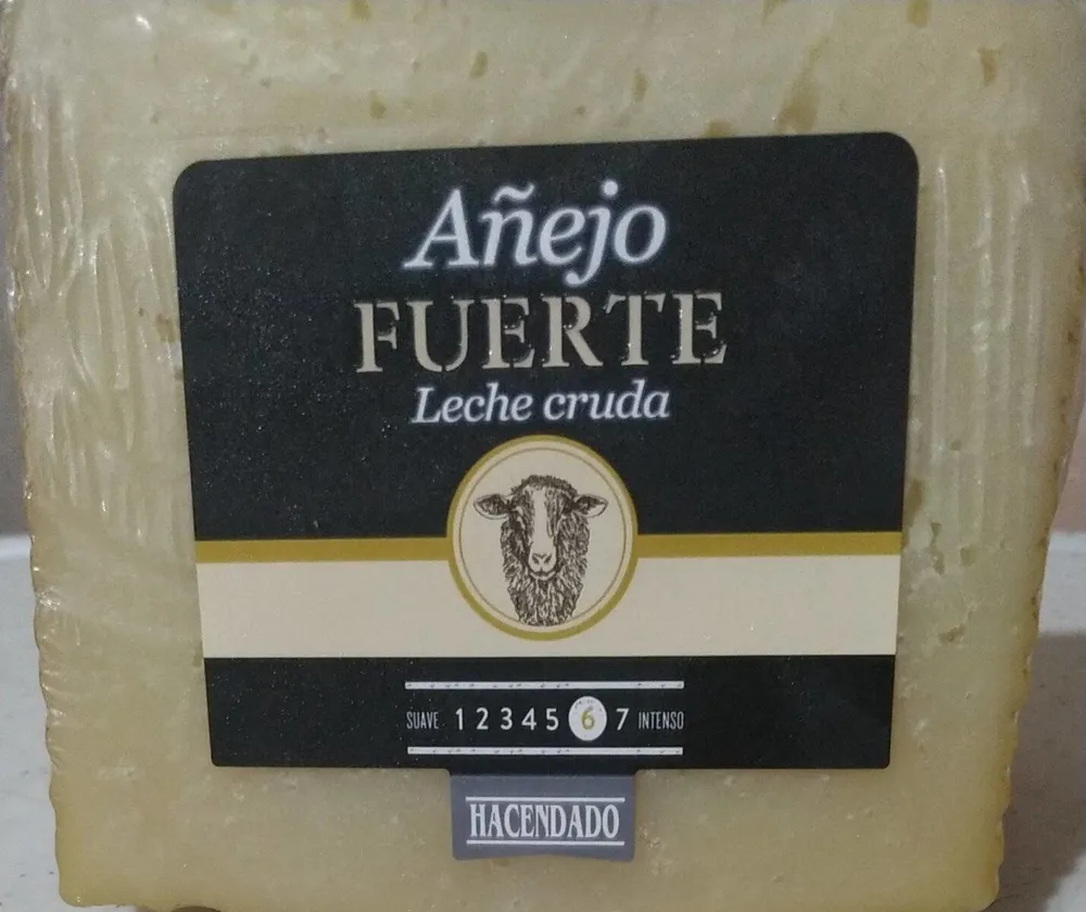 Queso Añejo Fuerte leche cruda