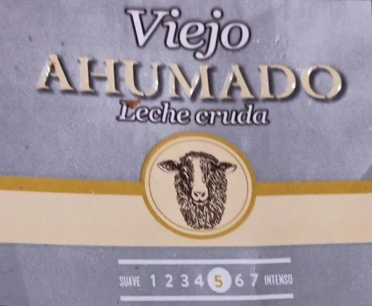 Queso viejo ahumado