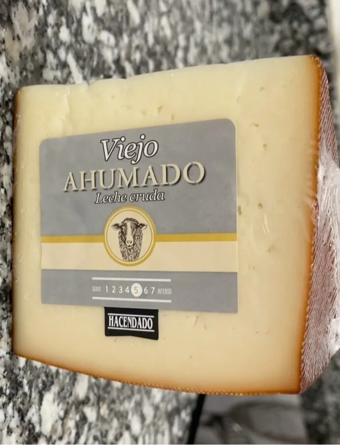 Queso viejo ahumado