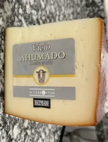 Queso viejo ahumado