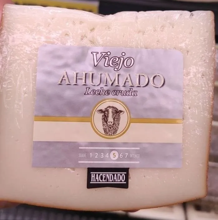 Queso viejo ahumado