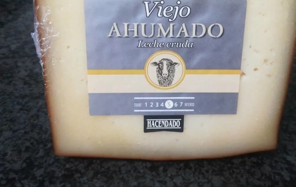 Queso viejo ahumado