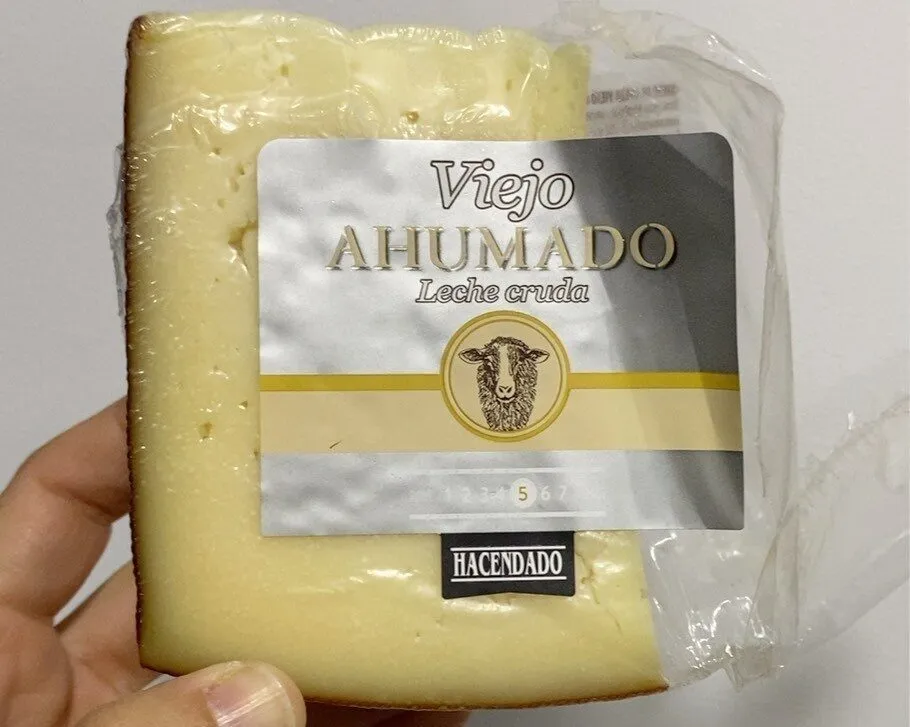 Queso viejo ahumado