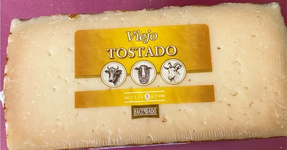 Queso viejo tostado