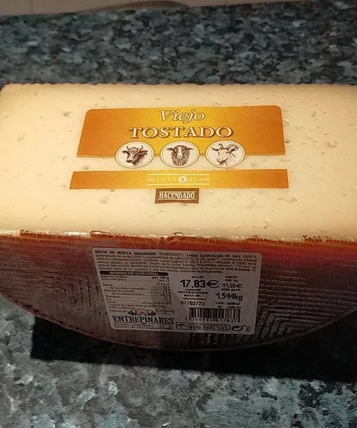 Queso viejo tostado