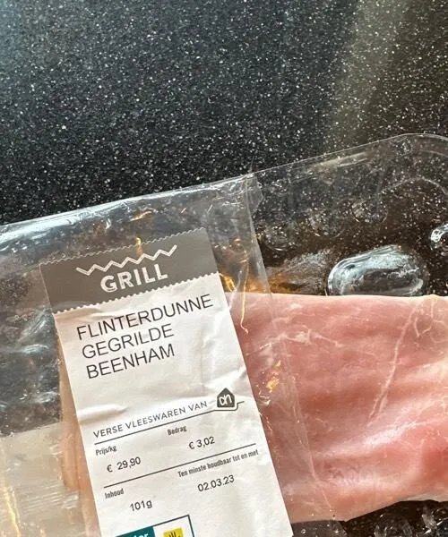 Flinterdunne gegrilde beenham