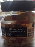 Mélange ananas papayes en cubes