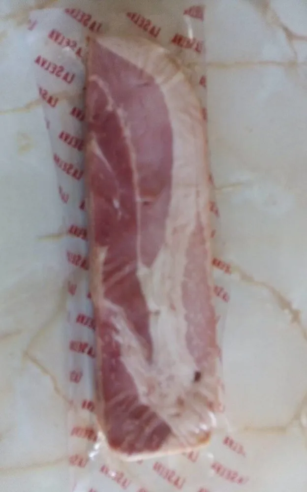 Bacon ahumado sin corteza