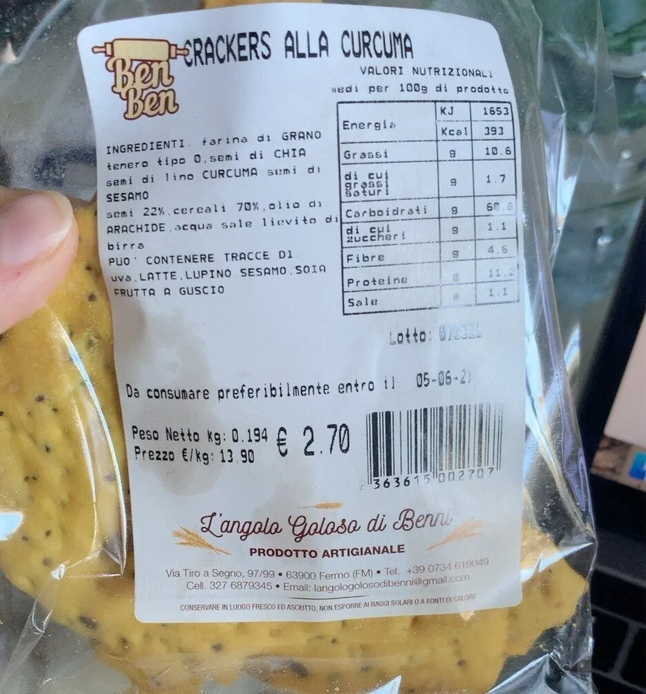 Crackers alla curcuma