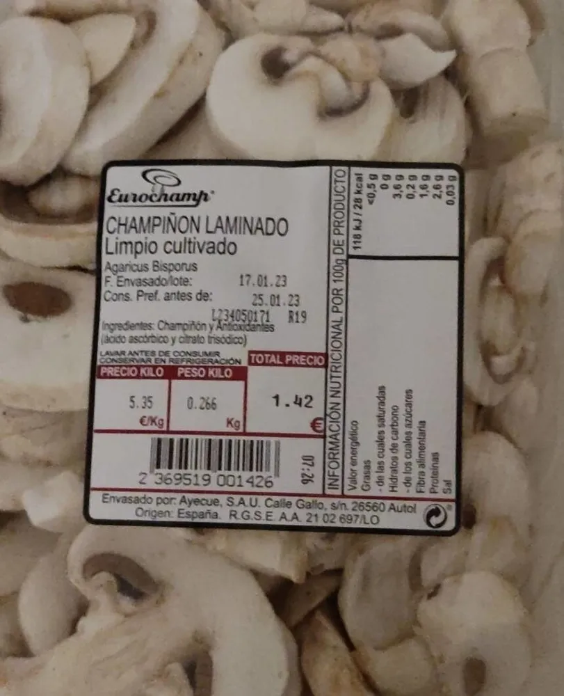 Champiñón laminado limpio cultivado