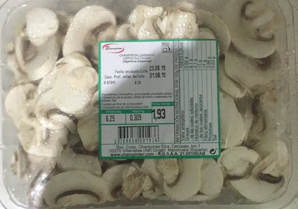 Champiñon laminado limpio cultivado