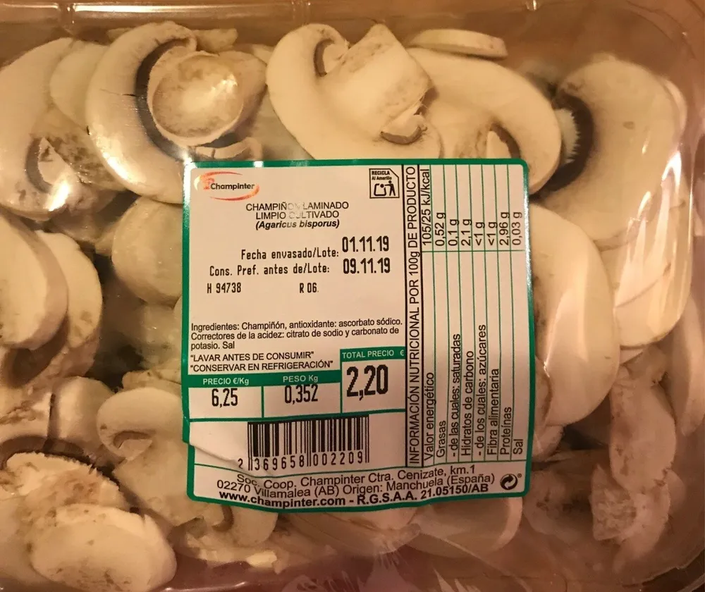 Champiñon laminado limpio cultivado