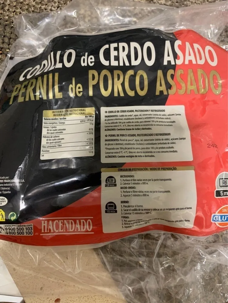 Codillo de cerdo asado
