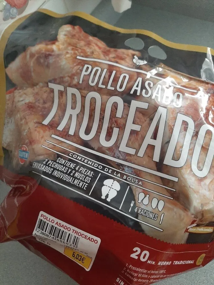 Pollo asado troceado