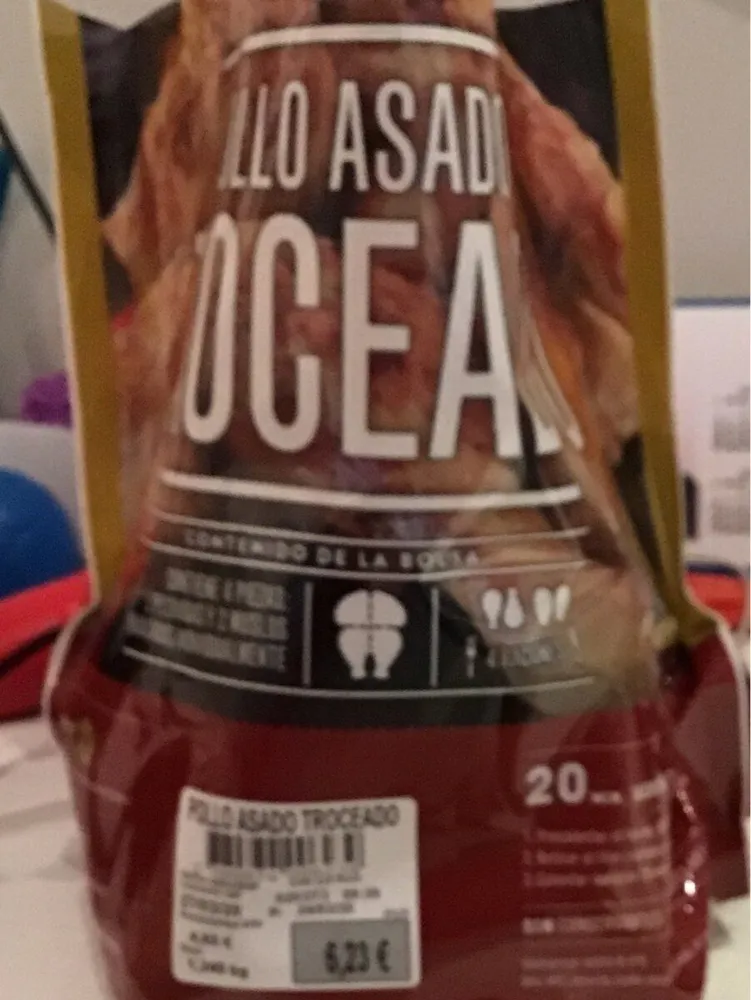 Pollo asado troceado