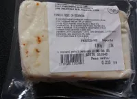 Formaggio fresco con peperoncino