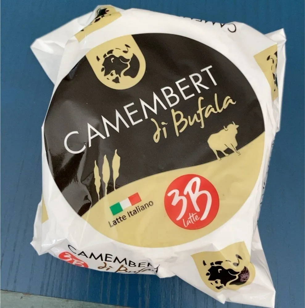 Camembert di bufala