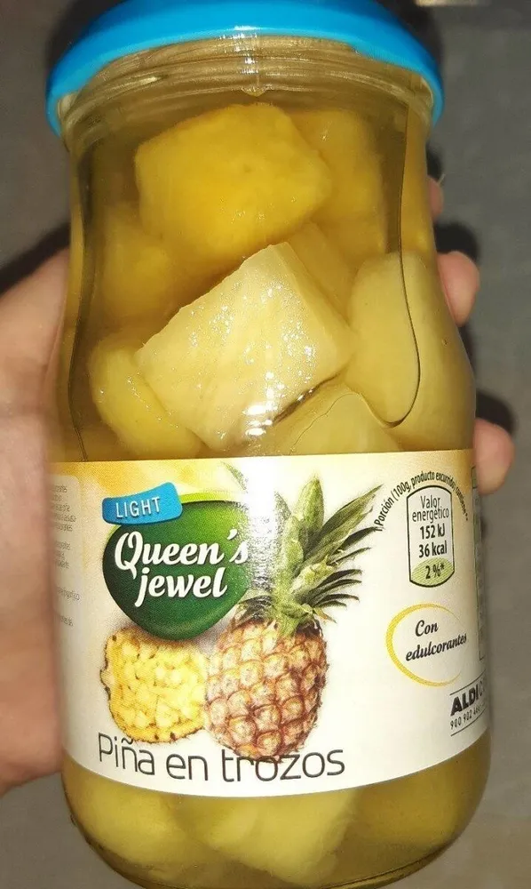 Piña en trozos
