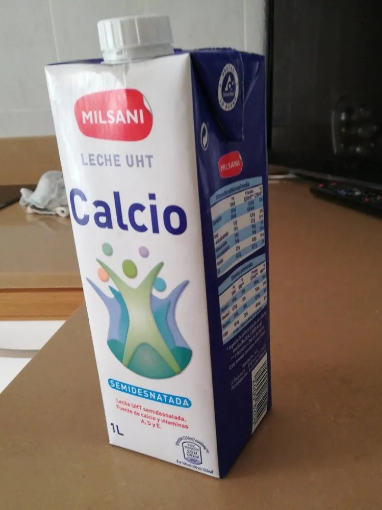 Leche UHT calcio