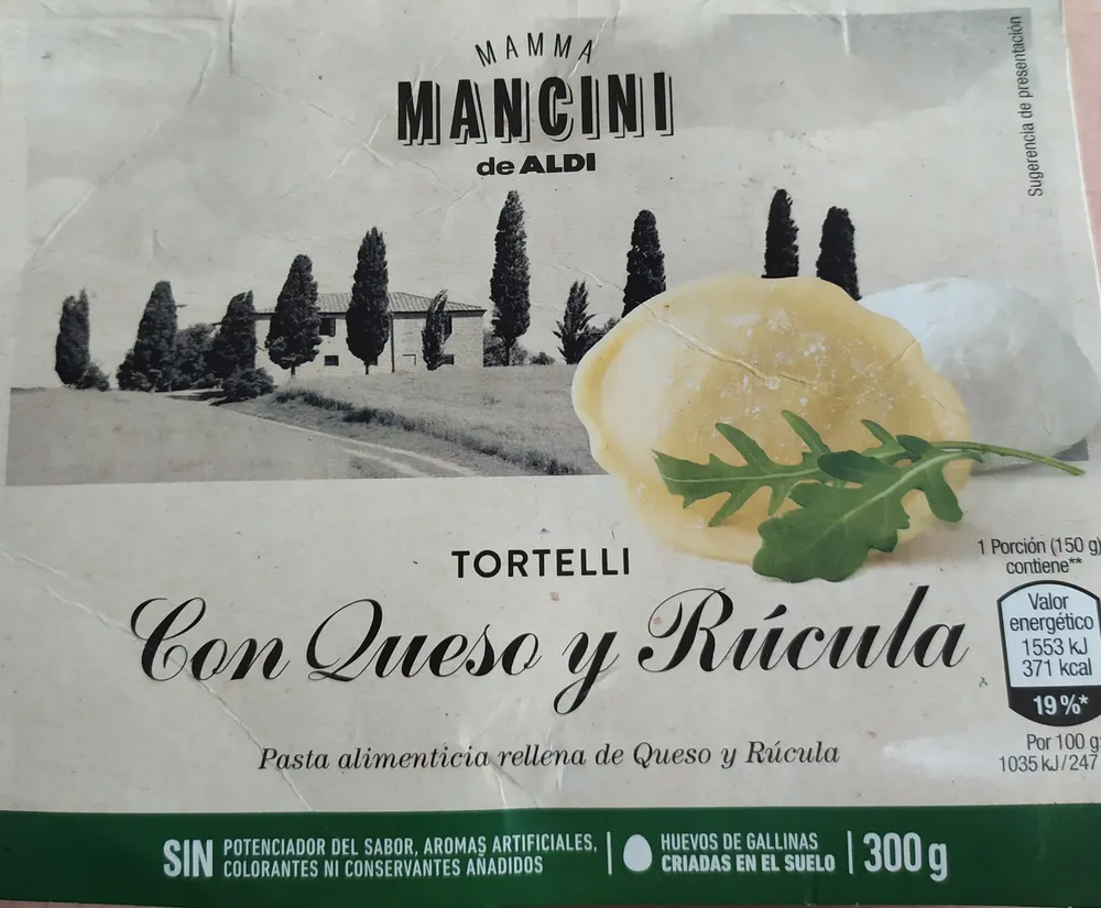 Tortelli con pimiento morron y guindilla.
